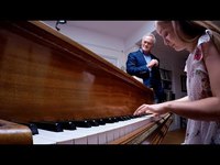 Quatre notes, une minute, une sonate