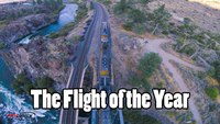 Vol autour d'un train de marchandises