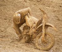 Motard emboué