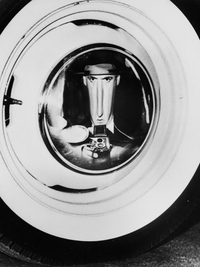 Artur Fellig,    Weegee