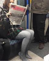 A quoi on reconnaît une australienne dans le métro.