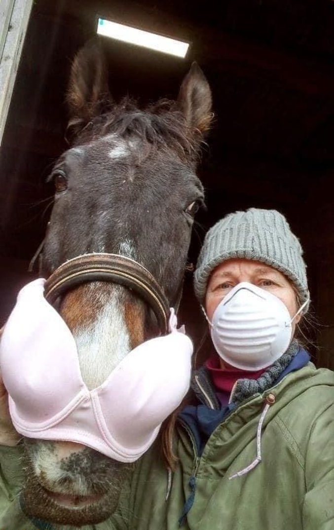 ...il a fallu trouver un masque approprié.