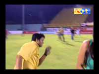 footballeur attaqué par son ancien coiffeur