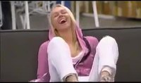 Rire de blonde