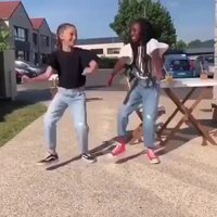 Petit moment de danse 