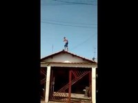 Thief in a hopeless situation on roof