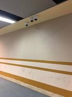 Couloir sous haute surveillance
