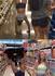 Faire les courses avec une copine sportive