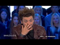 Kev Adams harcelé par Alain Soral (PASURLEPLATEAU)