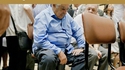 Le président de l'Uruguay qui attend son tour à l'hôpital public