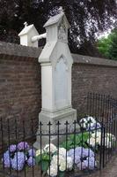 La tombe aux mains (Pays-Bas)