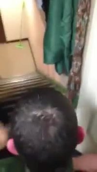 Faire le malin dans l'escalier