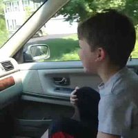 Les enfants à l'avant