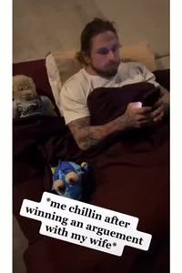 Moment de détente après avoir gagner une dispute avec sa femme