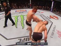 Nate Diaz chokes out Connor McGregor
