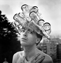 Chapeau WTF avec des bouteilles de Coca