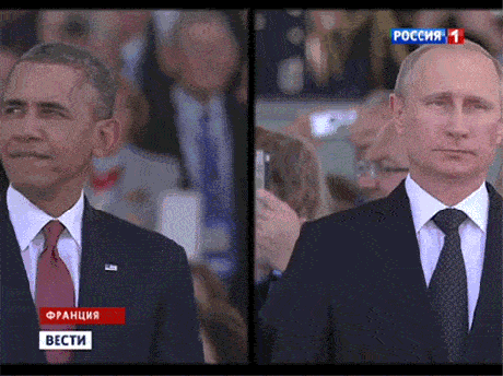 Obama & Poutine se regardent sur l'écran géant lors de la commémoration du 70ème anniversaire du débarquement en Normandie.