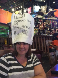 Je n'ai plus rasé ma chatte depuis les années 80