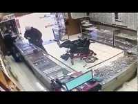 Il braque comme un pied