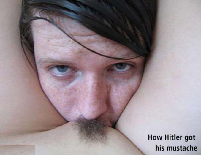 D'où vient la moustache de Hitler? La réponse en image