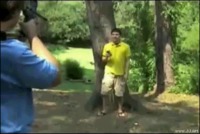 Fais moi confiance, je vais toucher la canette sur ta tête