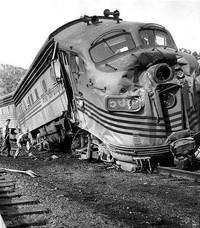 Train ayant malencontreusement heurté Superman...