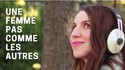 Vous trouvez pas qu'elle a une bouche très large quand elle sourit ?