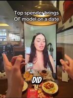 Maintenant yen a même qui paye une femme onlyfan pour aller au restaurant 