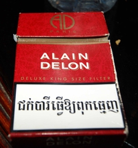 alain delon tue 