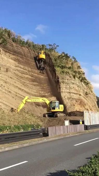 Chapeau à certains engins de chantier !