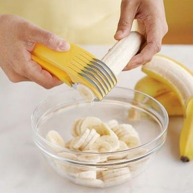 Un ustensile qui permet de faire des tranches de banane régulières.