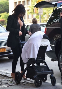 Jeune mère célibataire cherche relation