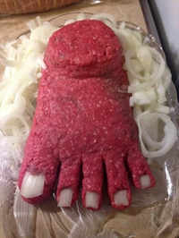 Mettre le pied dans le plat