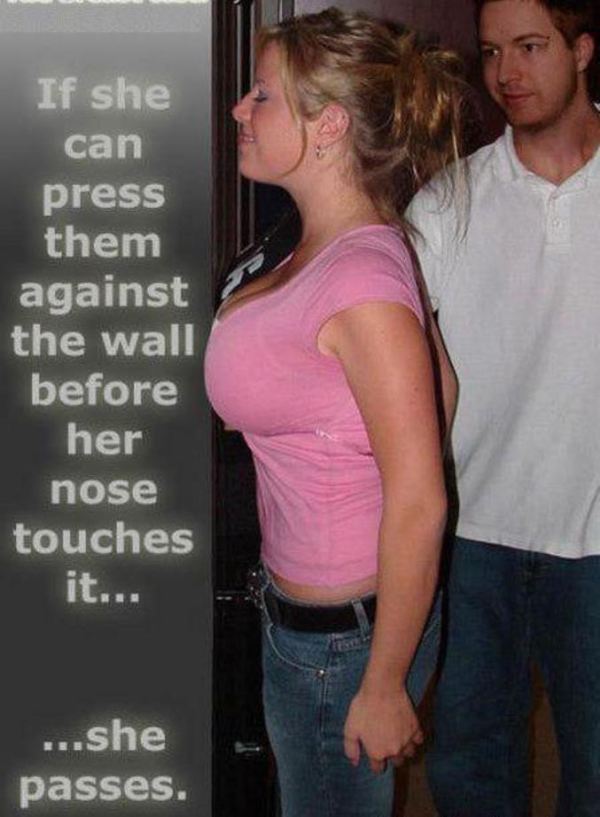 Si ses seins touchent le mur avant son nez, elle est embauchée !