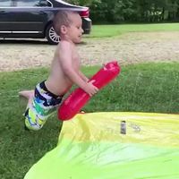 Son premier faceplant