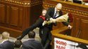 Pendant ce temps, au Parlement Ukrainien...