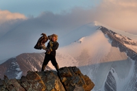 La jeune fille et son aigle