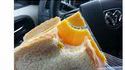 Merci pour le sandwich chérie...
