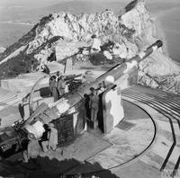 2ème GM  : Gros canon anglais à Gibraltar
