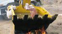Le SDF et la grue
