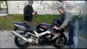 Ranger sa moto
