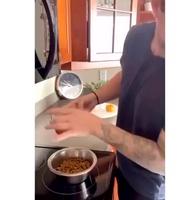 Petite astuce pour un chien qui a des troubles alimentaires.