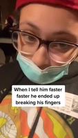 Elle lui a demandé d’aller plus vite avec ses doigts 