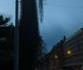 un lampadaire un peu flippant...