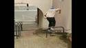Skateur contre habitants
