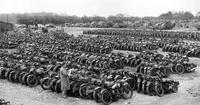 1946, des motos militaires sont déclassées et remises à la vente publique