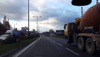 Mixer truck without front wheel