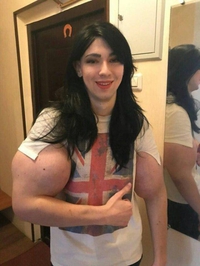 Ça fait les gros bras 