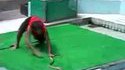 Homme vs serpents