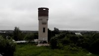 Destruction d'un château d'eau au marteau-piqueur